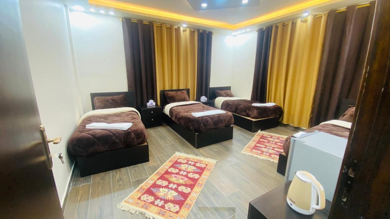 Petra Olive House Apartment วาดี มูซา ภายนอก รูปภาพ