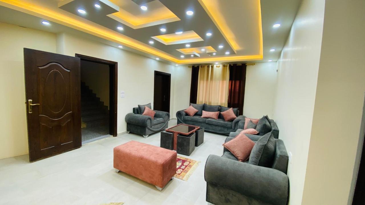 Petra Olive House Apartment วาดี มูซา ภายนอก รูปภาพ